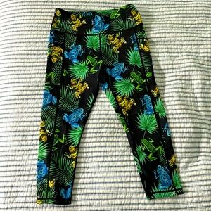 CVG Poison Dart Frog Leggings, Capri Length